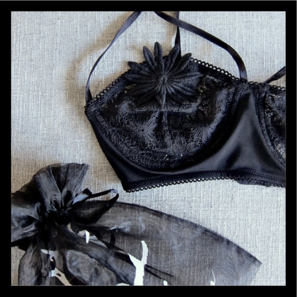 For Love and Lemons SKIVVIES Flower Half Cup Sexy Black Underwire Bra Small